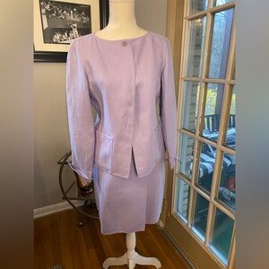 Ellen Tracy Lavender Skirt Suit Set size 4 jacket 
Skirt 2 petite wrap skirt